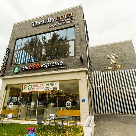 The City Hotel Jeonju Zewnętrze zdjęcie