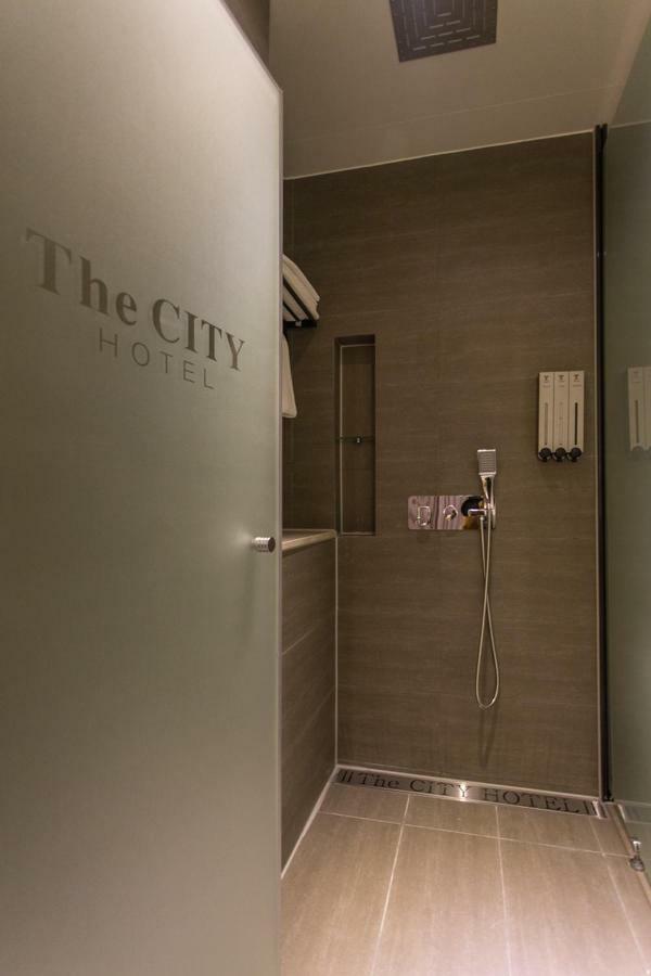 The City Hotel Jeonju Zewnętrze zdjęcie