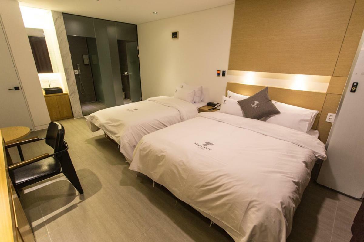 The City Hotel Jeonju Zewnętrze zdjęcie