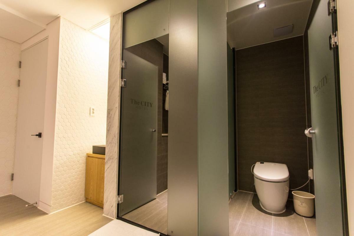 The City Hotel Jeonju Zewnętrze zdjęcie